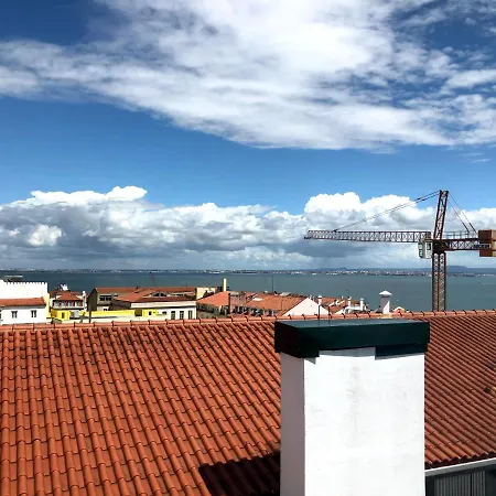 Chiado One * Lisboa